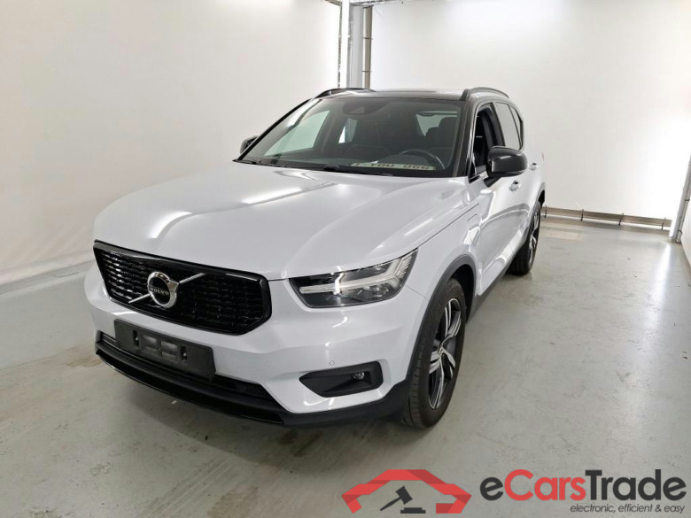 VOLVO XC40 1.5 T5 RECHARGE GEARTRONIC R-DESIGN #1