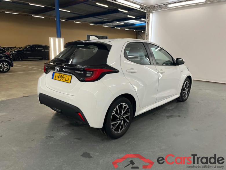 TOYOTA Yaris 1.5 Hybrid Dynamic #4