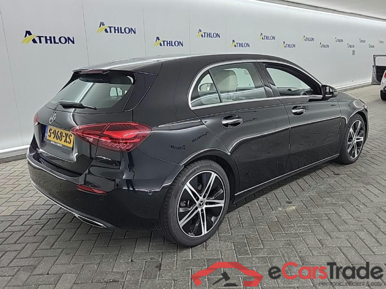MERCEDES-BENZ A-klasse A 200 DCT Luxury Line 5D 120kW #3