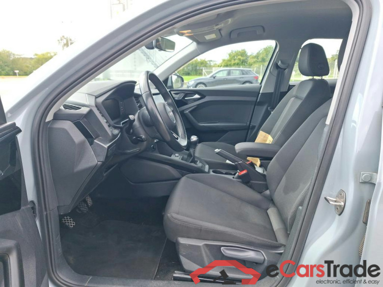 AUDI A1 1.0 25 TFSI ADVANCED #5