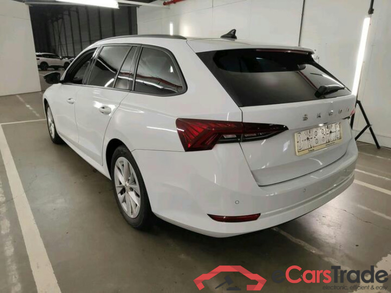 Skoda Octavia Combi Octavia Combi 2.0 CRTDI DSG7 Clever+ 110kW/150pk  5D/P Auto-7 #3
