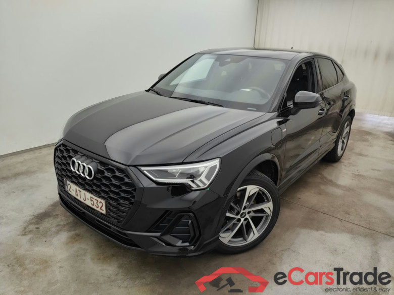 Audi Q3 Sportback 45 TFSI e S tronic S Line 5d #1