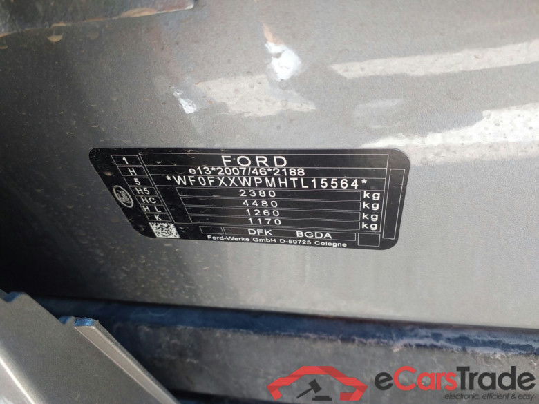 FORD Kuga 2.5 PHEV 243cv WT + Gancho AutomÃ¡tico ST-LINE X (Pano -Roof + Winterpack + Tow bar + All season) #5