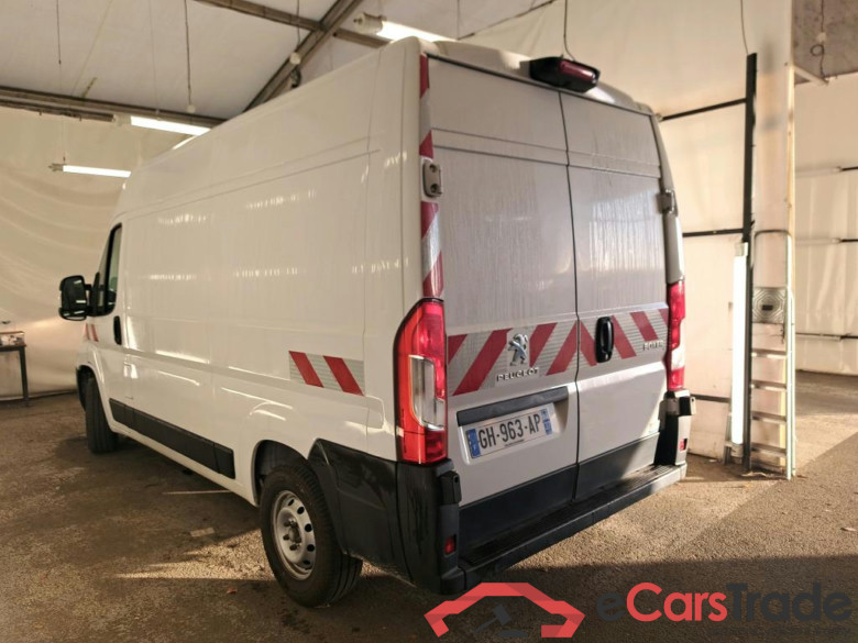 PEUGEOT Boxer / 2014 / 4P / Fourgon tôlé BlueHDi S&S 120 PREMIUM 335 L2H2 #2
