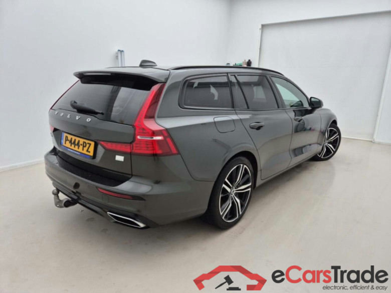 VOLVO V60 T8 AWD R-Design  #2