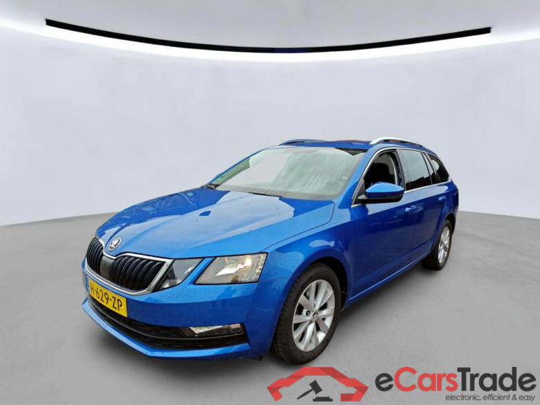 SKODA Octavia Combi 85 kW #1