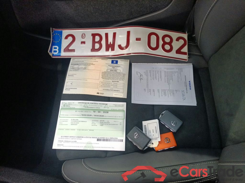 Volvo XC40 T4 Recharge Geartronic R-Design 5d #4