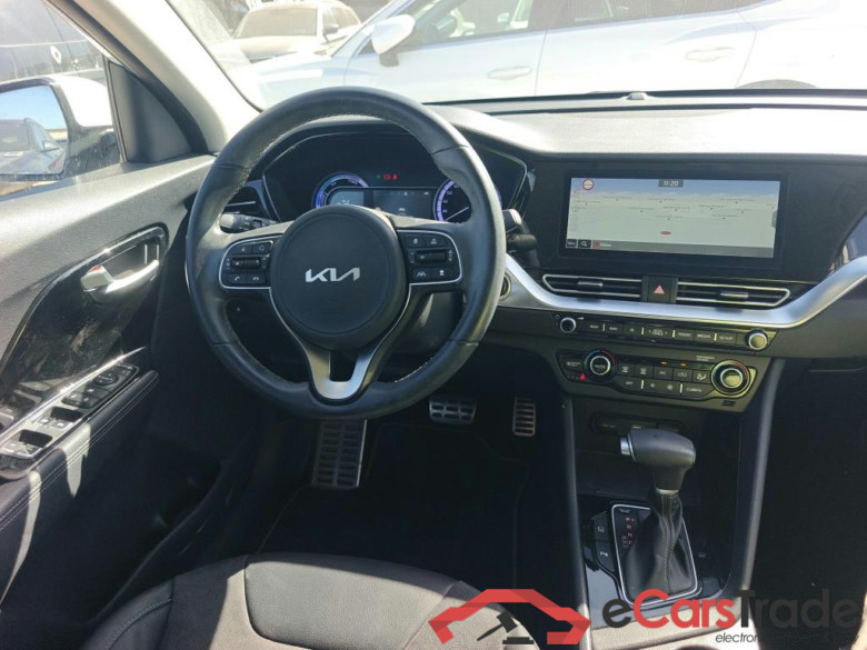 KIA Niro / 2019 / 5P / crossover 1.6 GDi HEV 104kW (141CV) Emotion (AC) #3