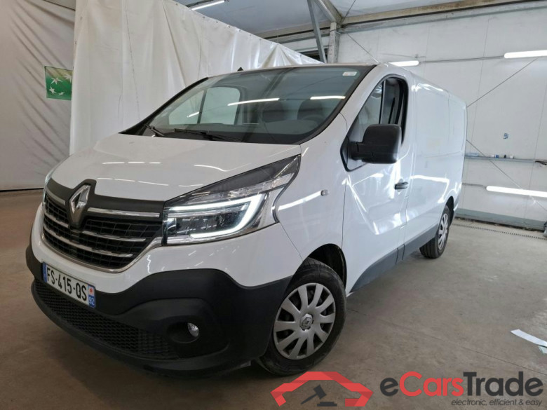 Renault Trafic van, example from a current listing