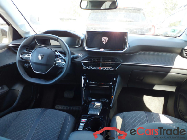 PEUGEOT 208  PEUGEOT 208  Allure Hybrid 110 ch e-DCS6 + pack access #4