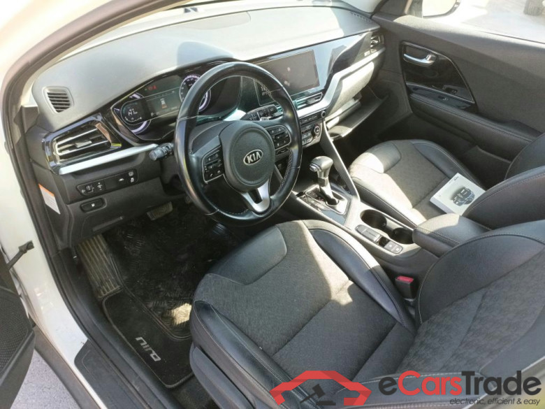 KIA Niro / 2019 / 5P / crossover 1.6 GDi HEV 104kW (141CV) Drive #3