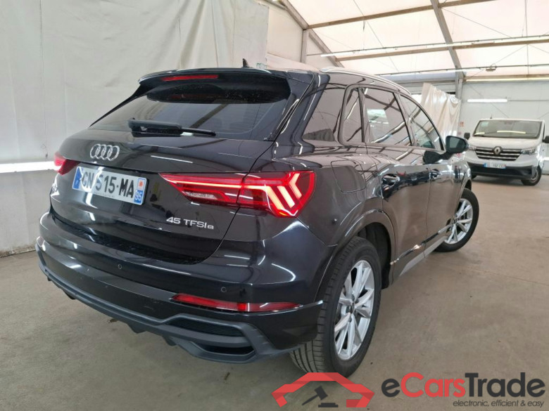 AUDI Q3 / 2018 / 5P / SUV 45 TFSI E 245 S TRONIC S LINE #4
