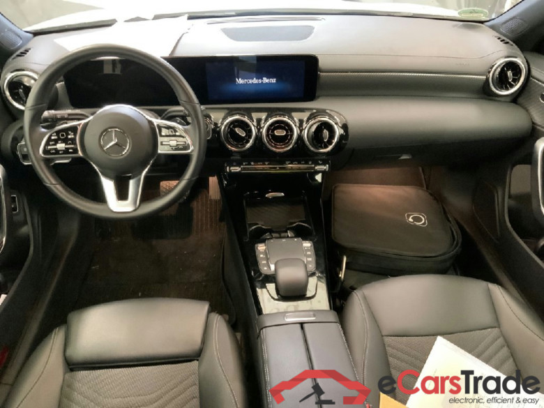 CLA -Klasse Shooting Brake CLA 250 e (118.686) 1.3 160KW AT8 E6d #3