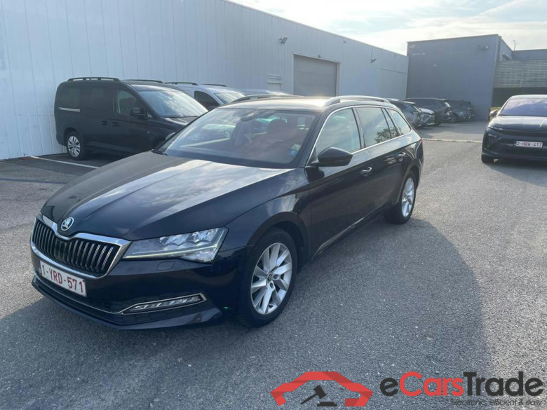 SKODA Superb Combi 2.0 CR TDi Style DSG #1