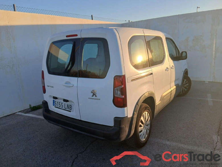 PEUGEOT Rifter / 2018 / 4P / combi Active Standard BlueHDi 73kW (IND) #2