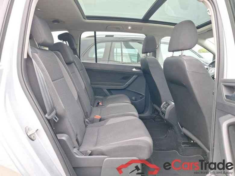 VOLKSWAGEN Touran 1.5 TSI TRENDLINE #6