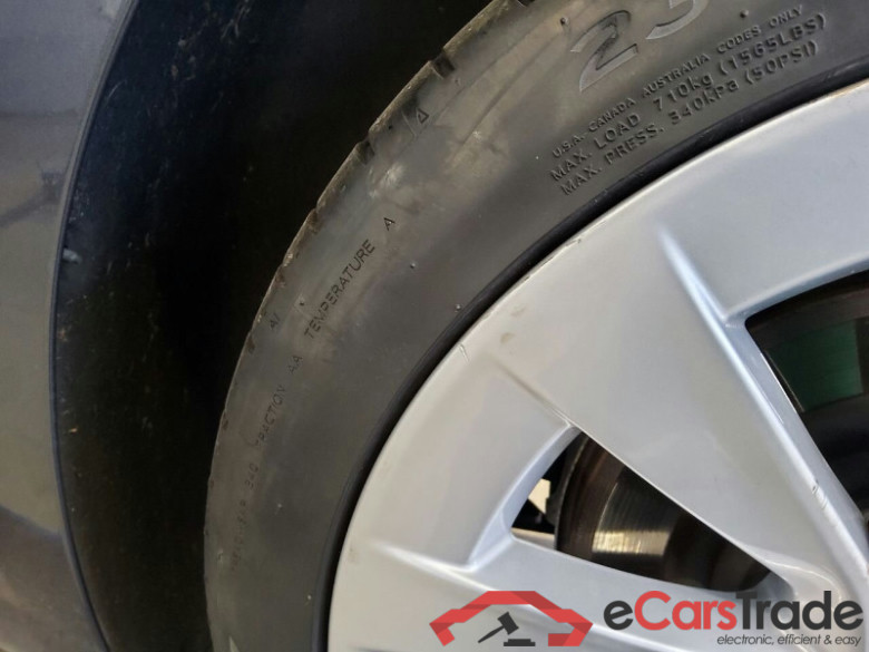 Tesla Model 3 - Lim4, RWD 60 kWh, 2021 - 2023 60 kWh #3