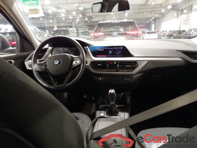 BMW 1 SERIES HATCH 1.5 116I (80KW) #6