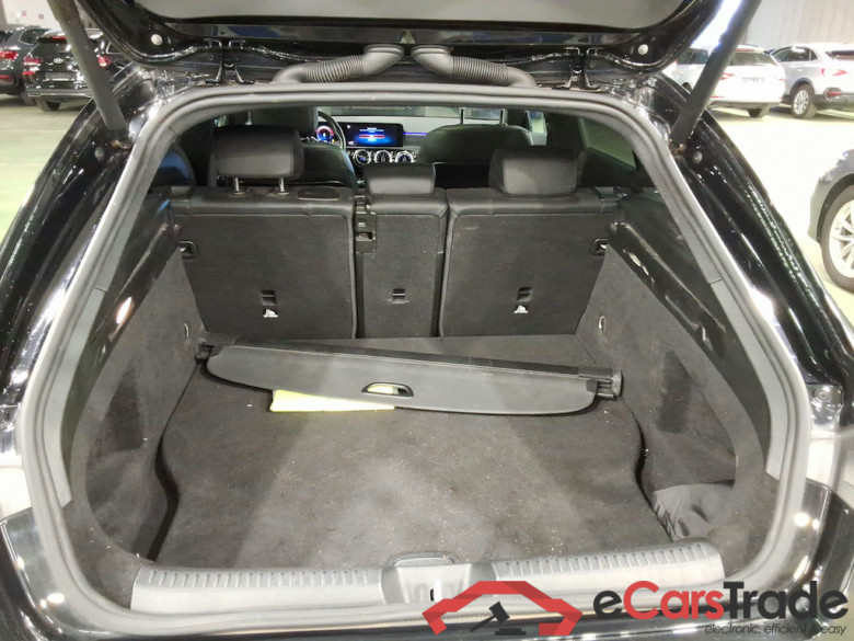 MERCEDES-BENZ CLA 1.3 CLA 250 E BUSINESS SOLUTION DCT #3