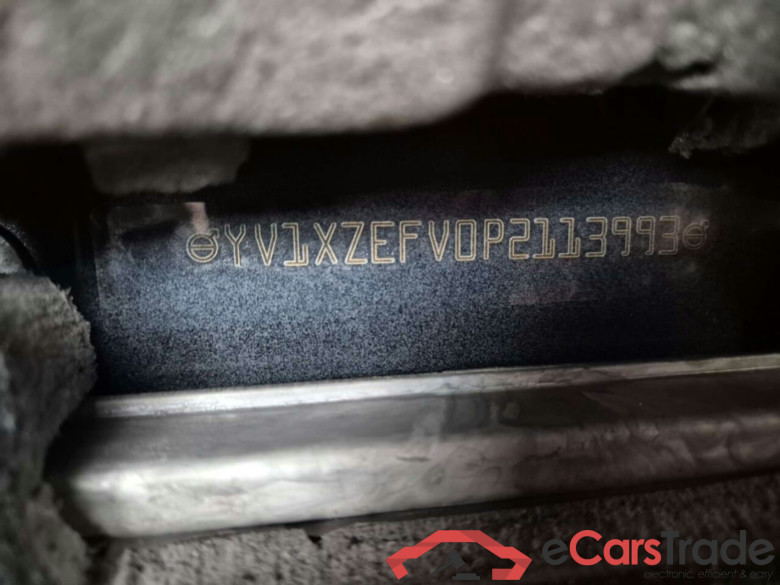 VOLVO XC40 RECHARGE CORE #6