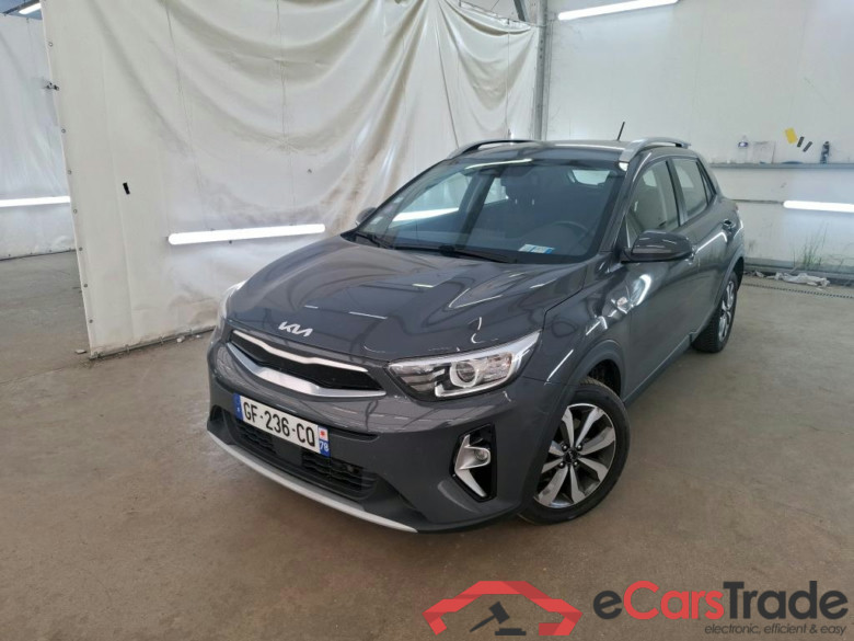KIA Stonic / 2020 / 5P / SUV 1.0 T-GDI 120 MHEV ACTIVE DCT7 #1