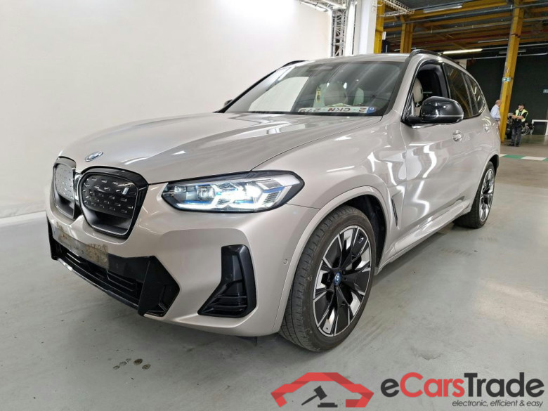 BMW IX3 80KWH AUTO