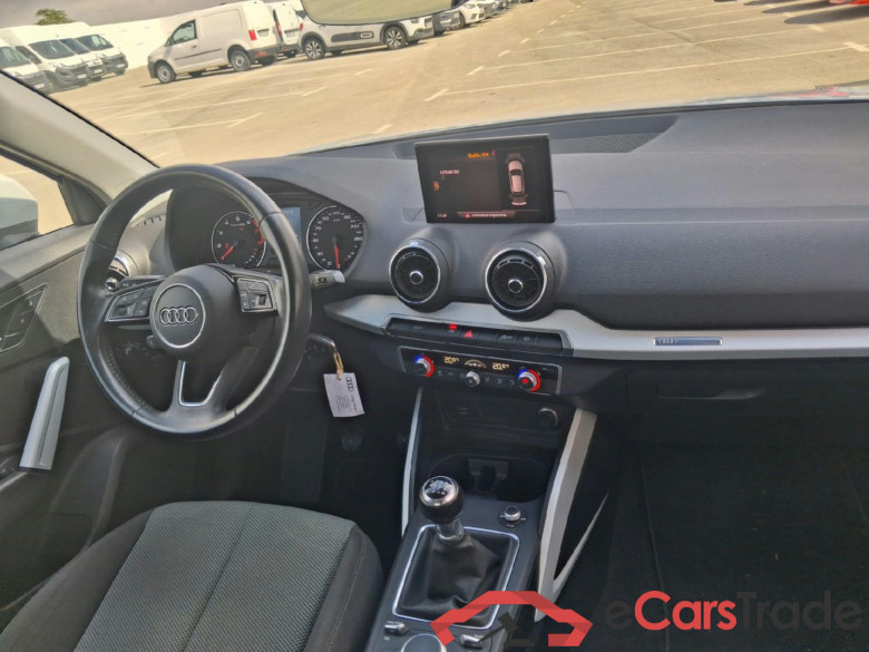 AUDI Q2 / 2016 / 5P / todoterreno Design 30 TFSI 85kW (116CV) #3