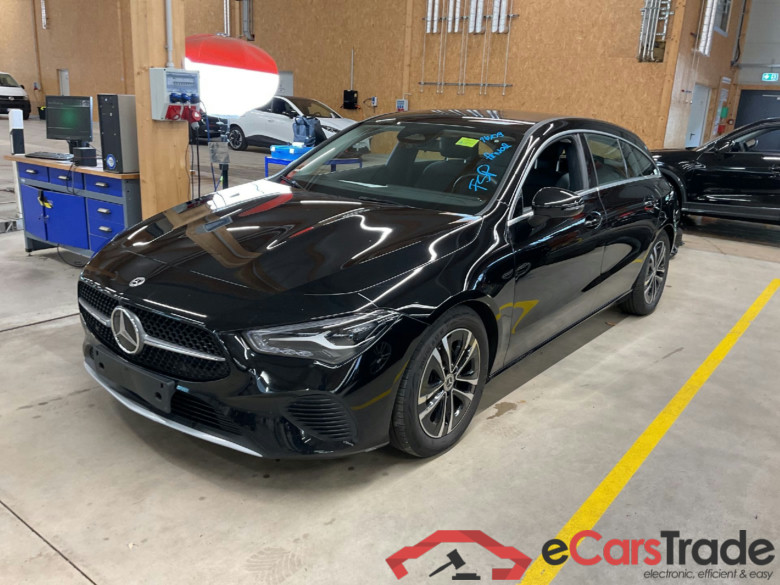 MERCEDES-BENZ CLA 180 Shooting Brake 7G-DCT Entry 5d 100kW