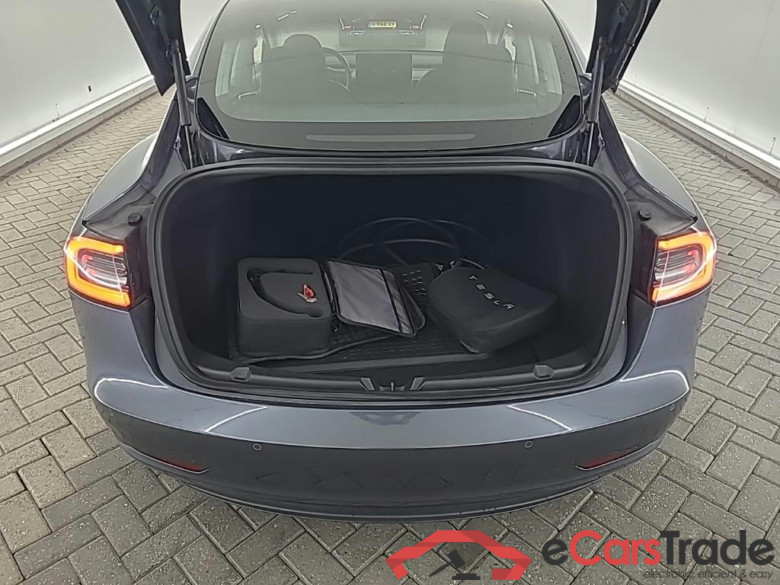 Tesla Model 3 Long Range Dual Motor AWD 4D 350kW #5