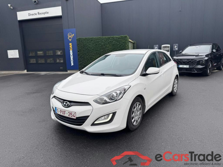 HYUNDAI i30 Dsl 1.6 CRDi Go! #1
