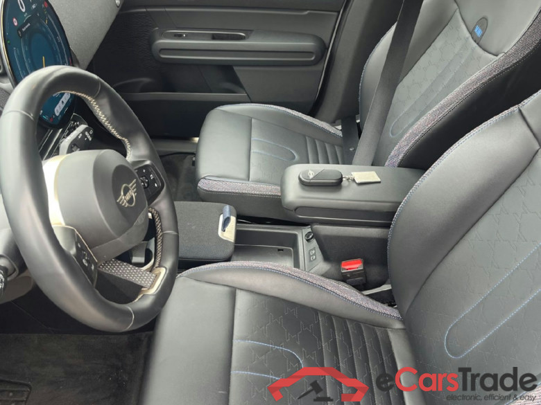 MINI COUNTRYMAN C 170 MILD HYB CLASSIC BVAnPREPARATION SHOWROOM #6