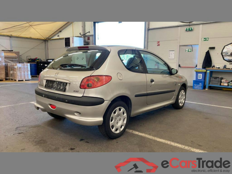 PEUGEOT 206 Phase II 1.1i X-Design #4