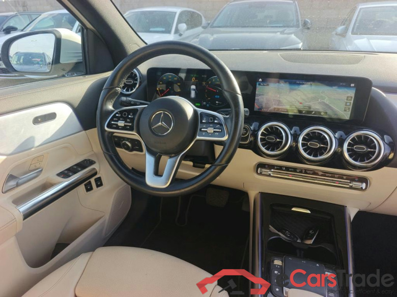 MERCEDES-BENZ GLA / 2020 / 5P / todoterreno GLA 250 e #3