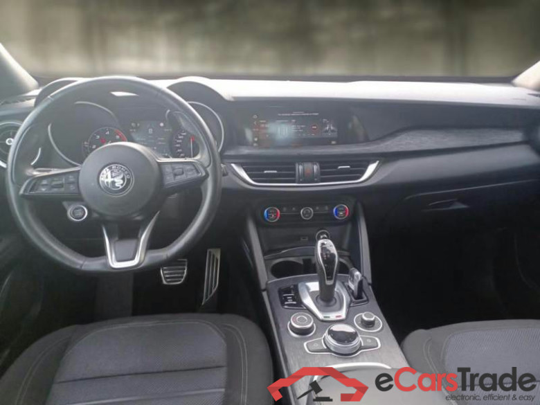 ALFA ROMEO STELVIO / 2017 / 5P / SUV 2.2 TD 190 CV SUPER BUSINESS AT8 Q4 #3