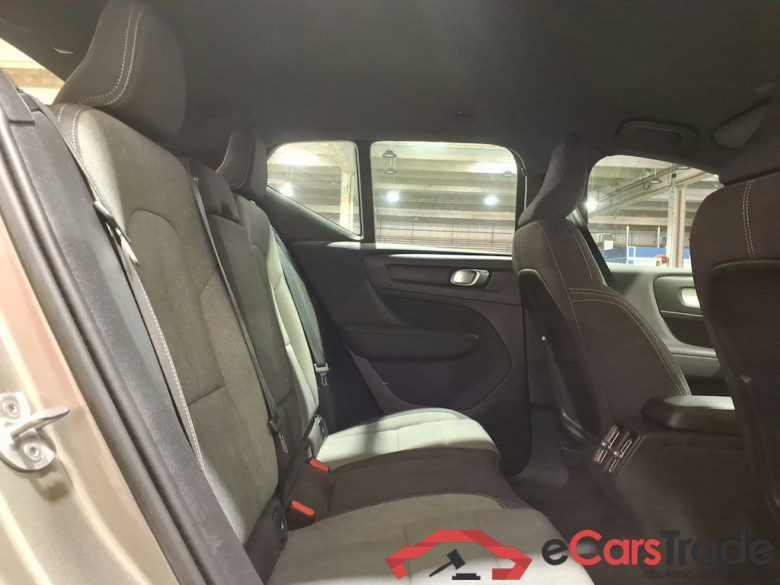 VOLVO XC40 1.5 T2 CORE AUTO #5