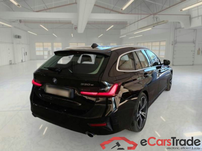 BMW SERIE 3 / 2018 / 5P / STATION WAGON 330E XDRIVE BUSINESS ADVAN. TOURING AUTO #2