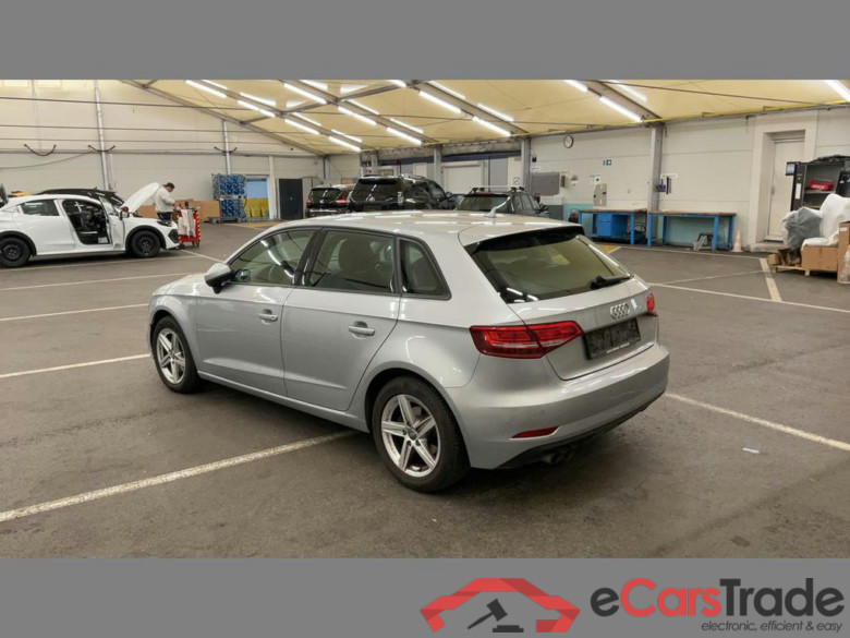 AUDI A3 Sportback 1.5 TFSI ACT S tronic #3