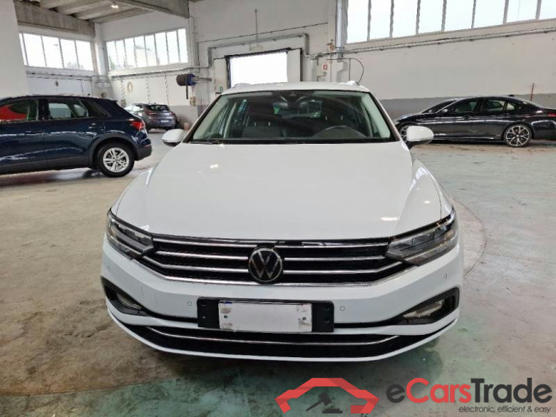 VOLKSWAGEN PASSAT / 2019 / 5P / STATION WAGON VAR. 2.0TDI SCR EVO 90KW BUSINESS DSG #6