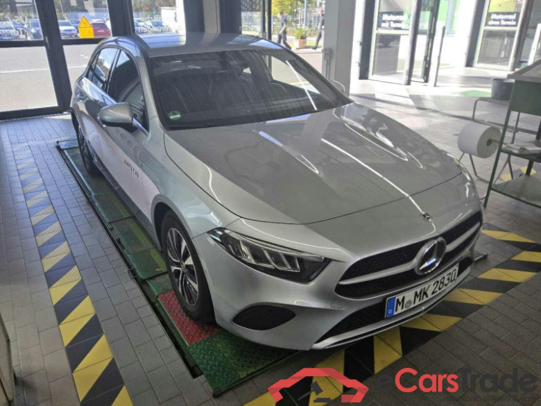 Mercedes-Benz A-Class - LimS5 A 180 d EU6d, (Facelift) 2022 - 2024 A 180 D #2