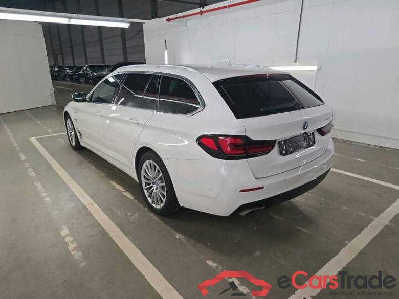 BMW 5 Reeks Touring 5 Reeks Touring 520e 150kW (PHEV) 150kW/204pk  5D/P Auto-8 #3