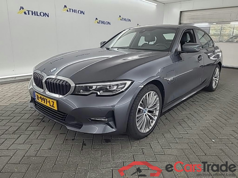 BMW 3 Serie Sedan 320e Business Edition Plus 4D 150kW