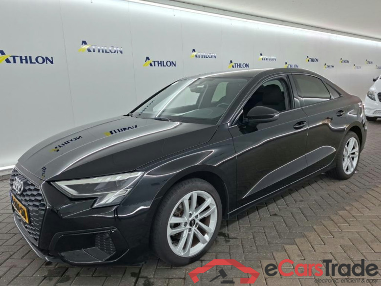AUDI A3 Limousine 30 TFSI S tronic Business edition 4D 81kW #1