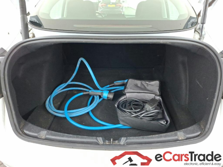 Tesla Model 3 Standard Range Plus RWD 4D 225kW #5