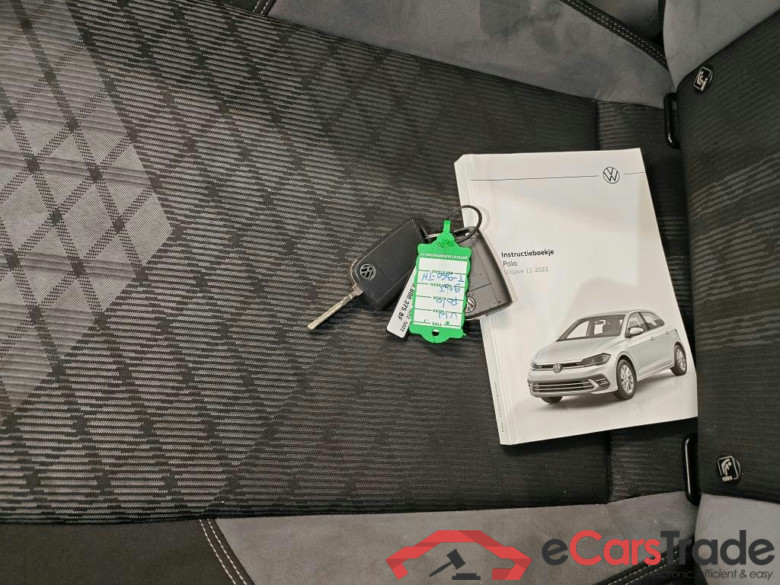 Volkswagen Polo 1.0 TSI 70kW 7-DSG R-Line Business+ 5d #4