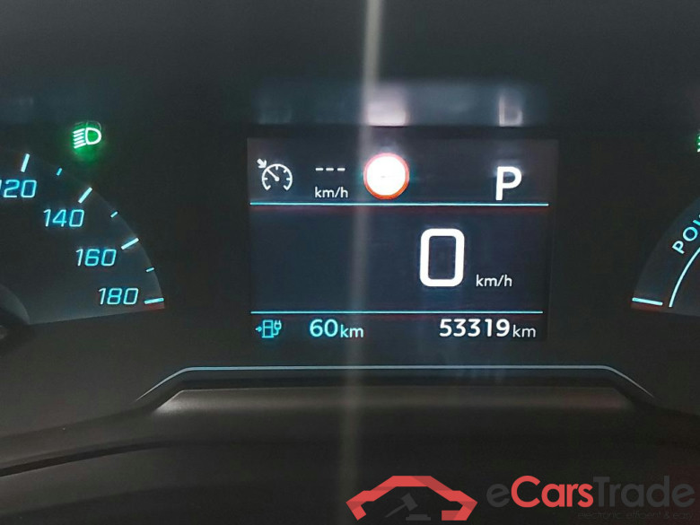 PEUGEOT - PEU e-2008 Active Pack 136P Pack Safety Plus & VisioPark I  * ELECTRIC * #5