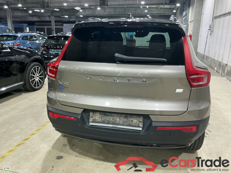 VOLVO XC40 1.5 T4 PHEV R-DESIGN DCT #5