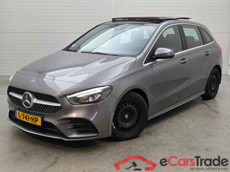 MERCEDES-BENZ B-klasse 180d Launch Edition Premium #1