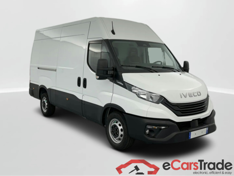 Iveco Daily 35S14BA8 12m³ 140ch BVA8
