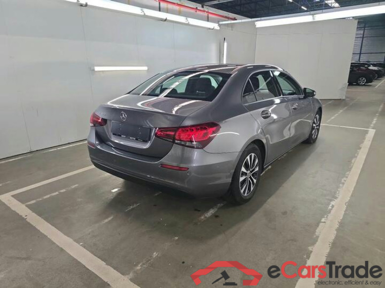 Mercedes A-Klasse Limousine A-Klasse Limousine A 180 Business Solution 100kW/136pk  4D/P Auto-7 #4