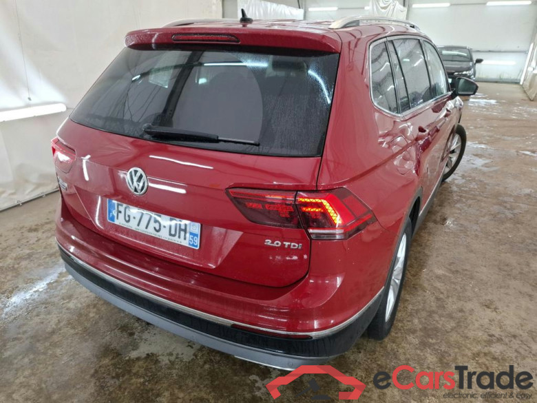 VOLKSWAGEN Tiguan Allspace 5p SUV 20 TDI 150 DSG7 Carat #3